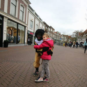 15 11 14 Intocht van Sinterklaas in Gouda Kinderen 74