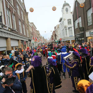 15 11 14 Intocht van Sinterklaas in Gouda Kleiweg 30