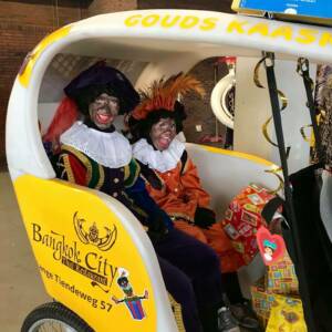 Veegpieten in fietstaxi